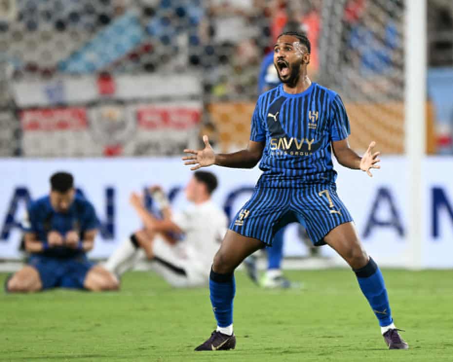 مانشستر سيتي يودع كأس العالم للأندية بعد هدفين للهلال في الوقت الإضافي